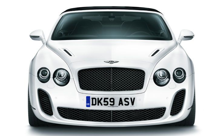 Bentley Continental Supersports Convertible, un descapotable de cuatro asientos y 630 CV.