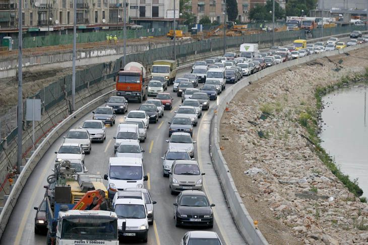 Atascos, pendientes, ciudades... escenarios donde el reto está en ser ecológico.