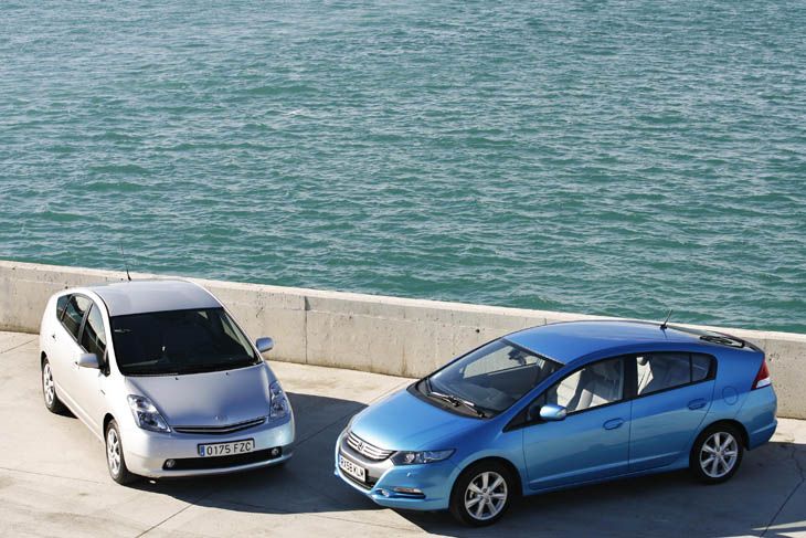 Toyota Prius y Honda Insight, los modelos híbridos ya son una realidad.