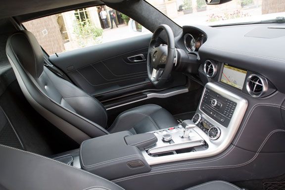 Mercedes SLS AMG