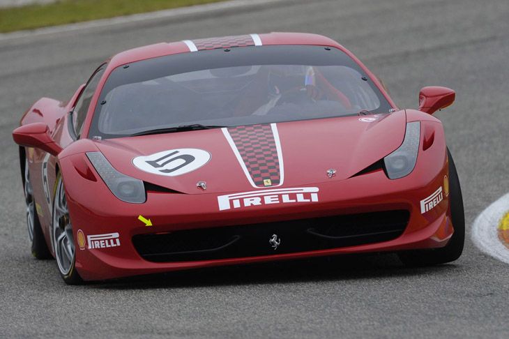 Ferrari 458 Challenge.