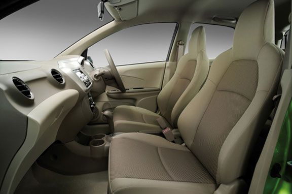 Honda BRIO.