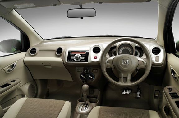 Honda BRIO.