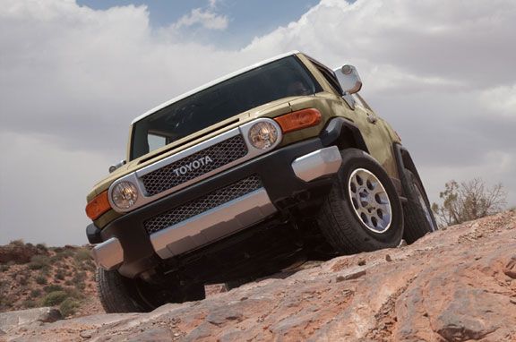 FJ Crusier, el 4x4 más extremo y radical de Toyota.