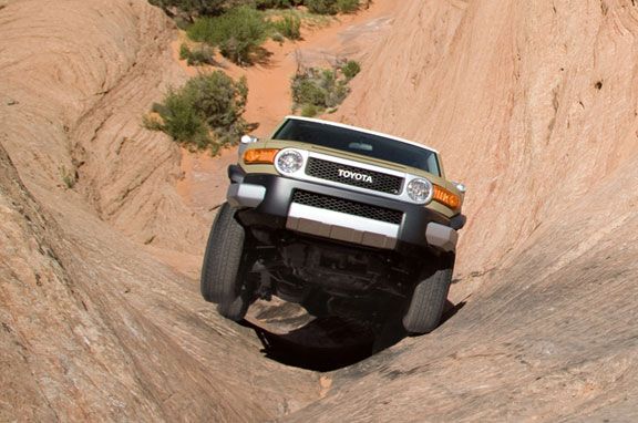 FJ Crusier, el 4x4 más extremo y radical de Toyota.