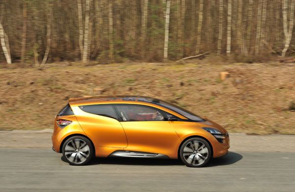 Renault R-Space.