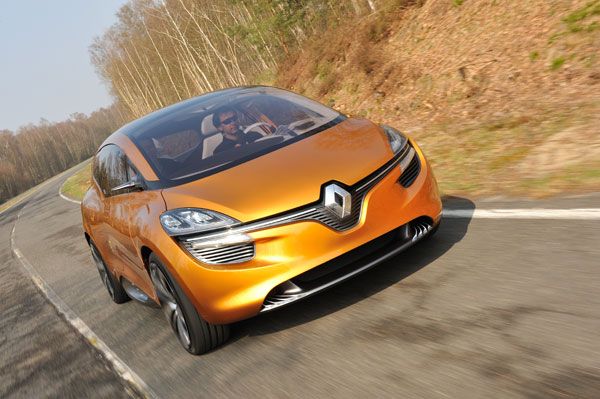 Renault R-Space.