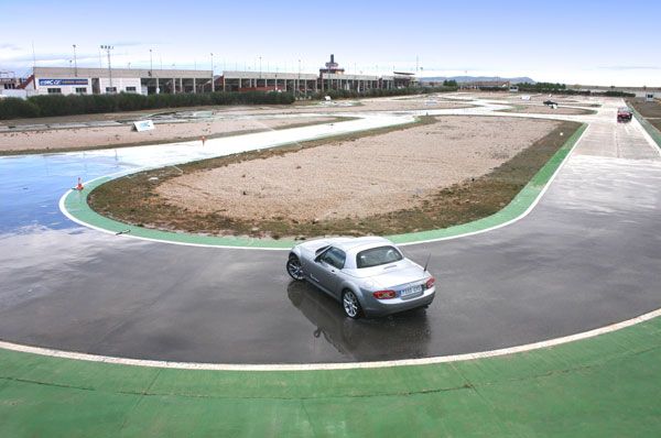 Escuela de Conducción TAC.