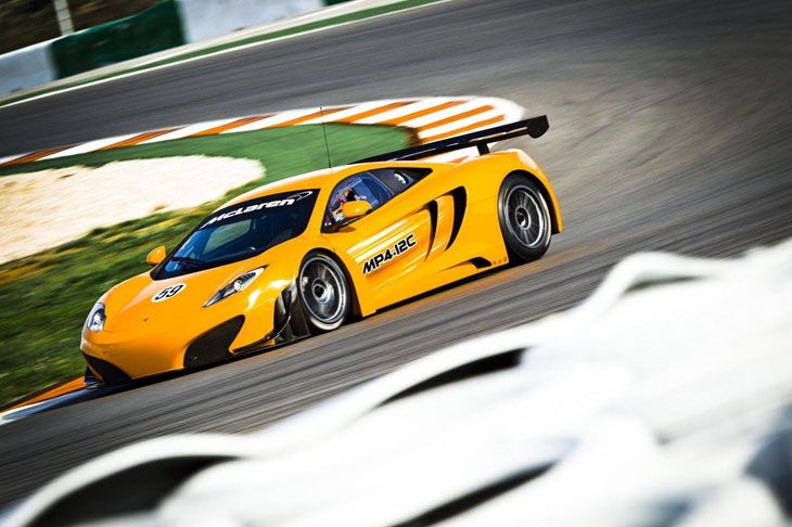 McLaren MP4-12C GT3.