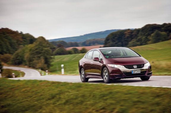 Honda FCX Clarity, hidrógeno y electricidad.