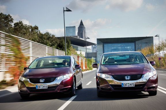 Honda FCX Clarity, hidrógeno y electricidad.