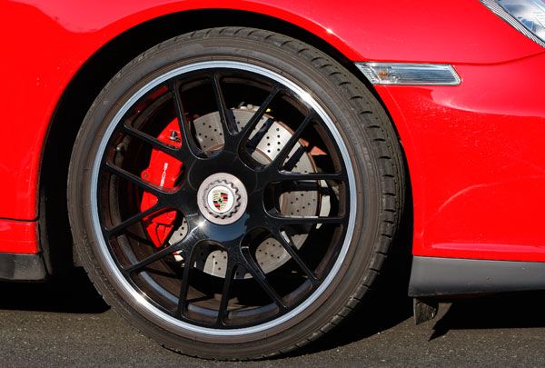 Porsche 911 GTS
