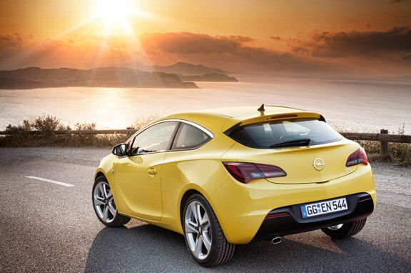 Opel Astra GTC, serie exclusiva especial.