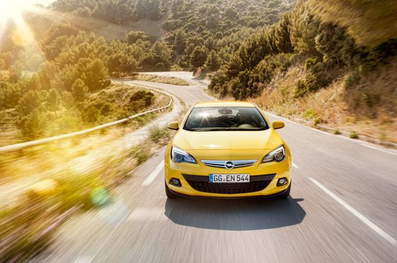 Opel Astra GTC, serie exclusiva especial.