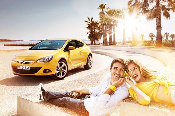 Opel Astra GTC, serie exclusiva especial.