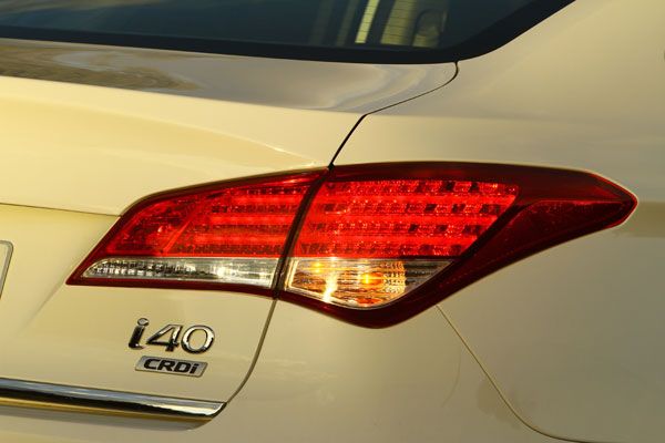 Hyundai i40 sedán