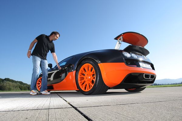 Bugatti Veyron 16.4 Super Sport World Record Edition