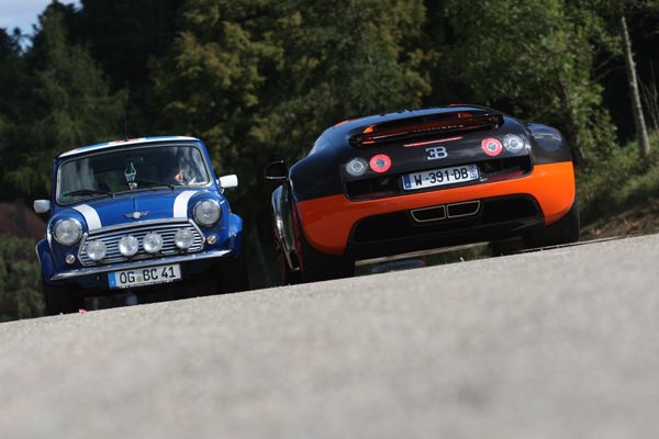 Bugatti Veyron 16.4 Super Sport World Record Edition