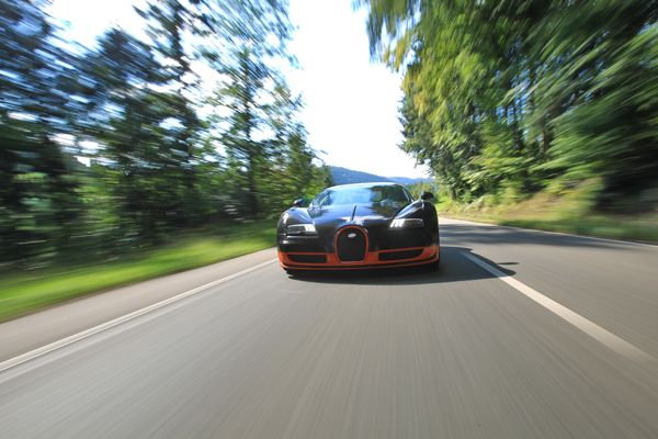 Bugatti Veyron 16.4 Super Sport World Record Edition