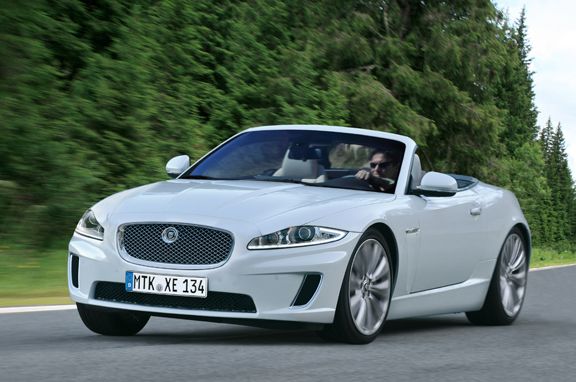 Los coches de lujo que vienen: Jaguar XE Roadster.