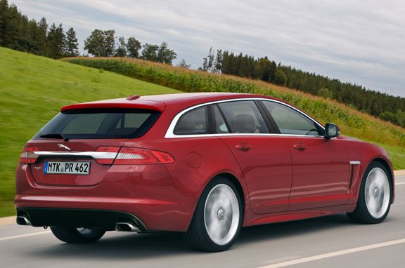 Los coches de lujo que vienen: Jaguar XF familiar.