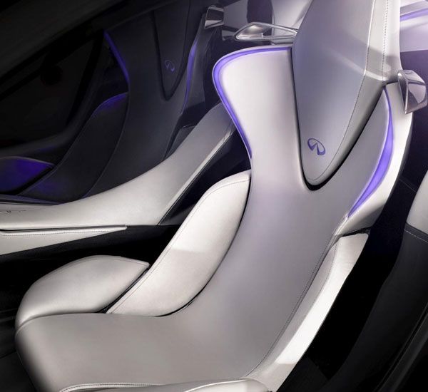 Infiniti EMERG-E Concept