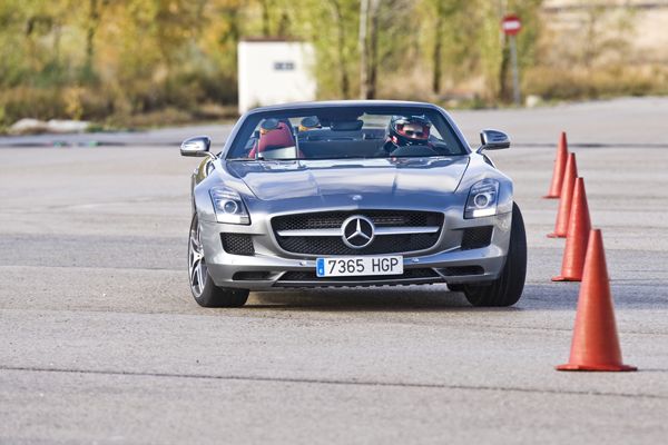 Merbag Sls Mercedes SLS AMG Roadster contacto