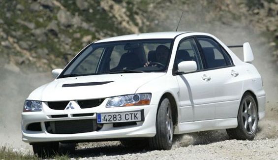 Los mejores deportivos japoneses clásicos: Mitsubishi Lancer Evo. Los mejores deportivos japoneses clásicos: Mitsubishi Lancer Evo.
