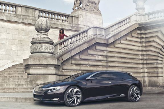 Citroën DS9, un híbrido de 299 CV y 1,7 l/100 km.