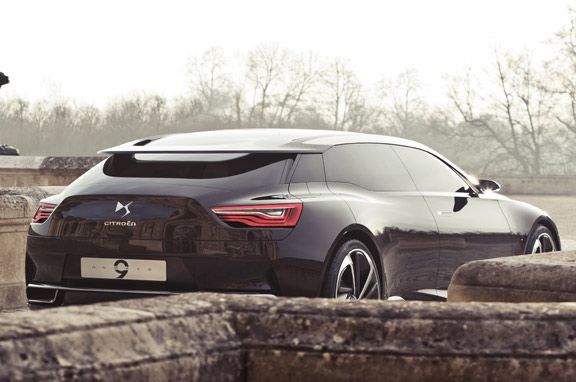 Citroën DS9, un híbrido de 299 CV y 1,7 l/100 km.