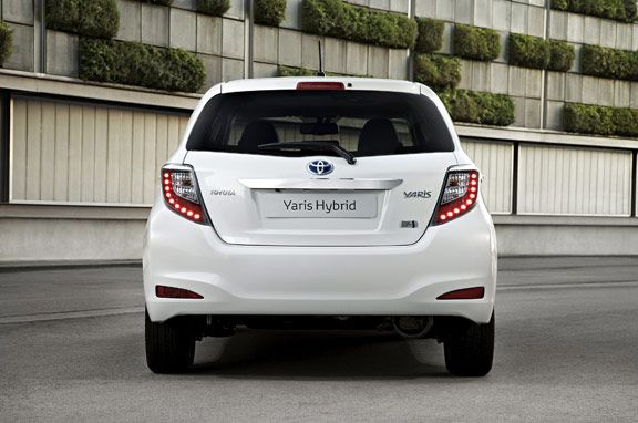 Toyota Yaris Hybrido, utilitario híbrido desde 15.900 euros.