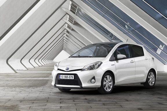 Toyota Yaris Hybrido, utilitario híbrido desde 15.900 euros.