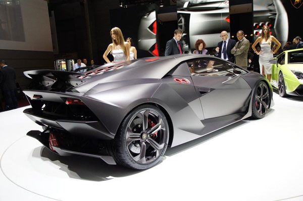 Lamborghini Sesto Elemento