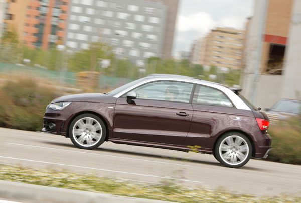 Audi A1 vs Citroën DS3 y Honda CR-Z