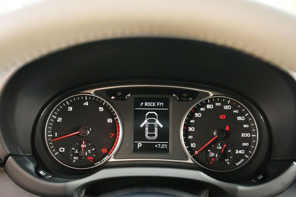 Audi A1 vs Citroën DS3 y Honda CR-Z