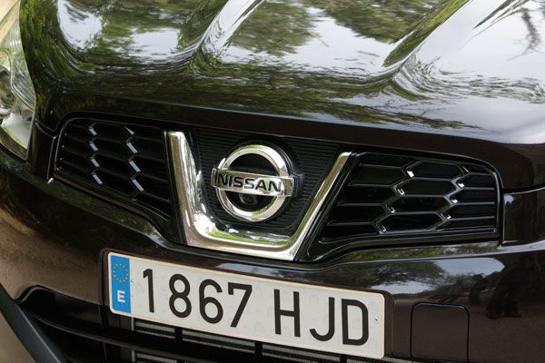 Citroën C4 Aircross 1.8 HDi 2WD vs Nissan Qashqai 1.6 dCi 4x2