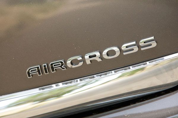 Citroën C4 Aircross 1.8 HDi 2WD vs Nissan Qashqai 1.6 dCi 4x2