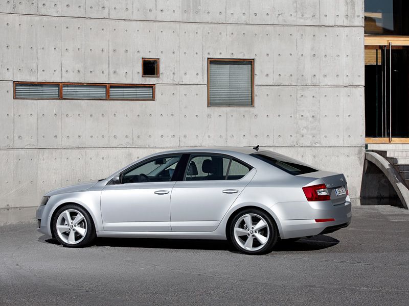 Skoda Octavia III los motores