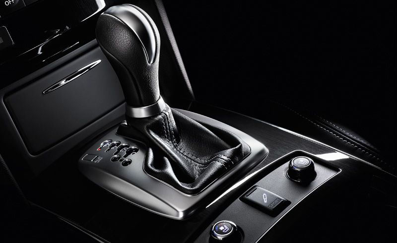 Infiniti FX Black and White Edition