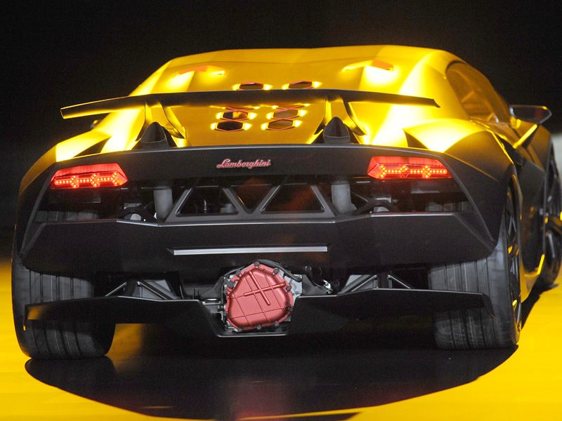 Lamborghini Sesto Elemento