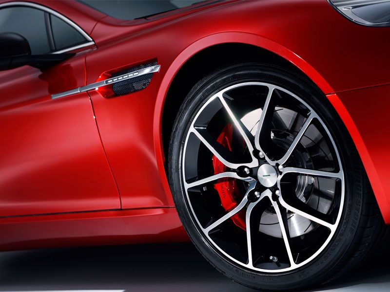 Aston Martin Rapid S