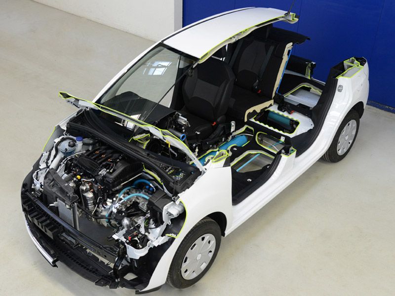 Híbrido con motor de aire de Peugeot y Citroën