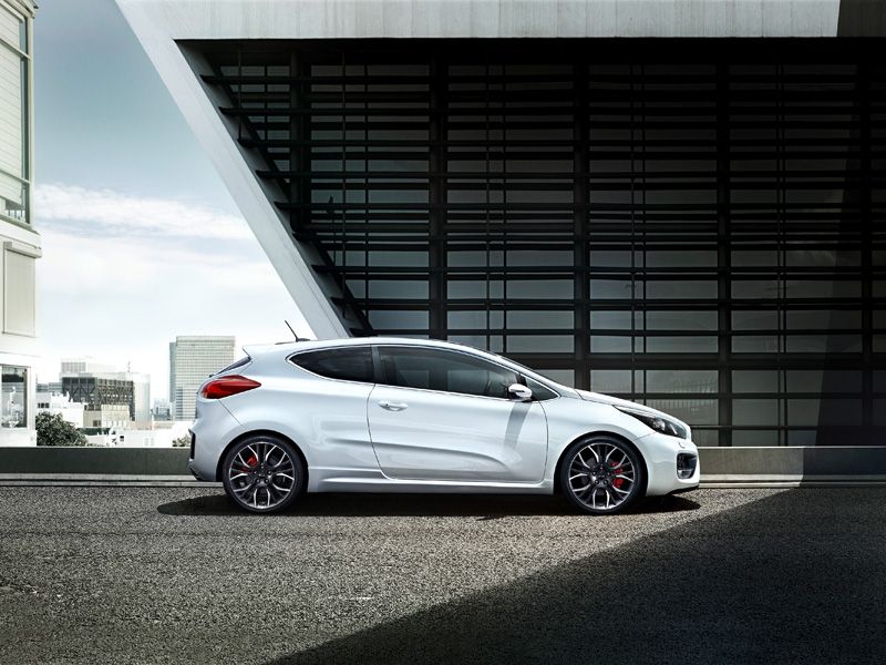 Kia cee'd GT y pro_cee'd GT