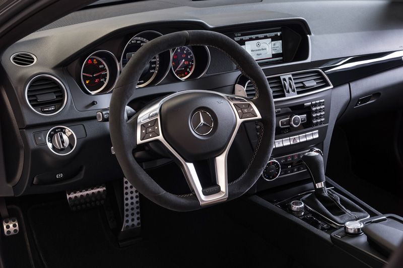 Mercedes C63 AMG Edition 507