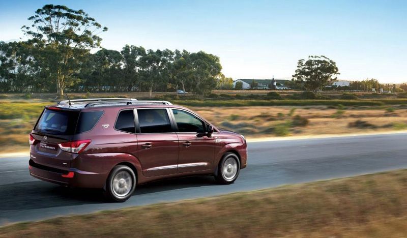 Ssangyong Rodius 2014