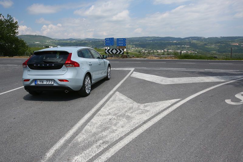 Prueba Volvo V40 T4, emoción bajo la piel