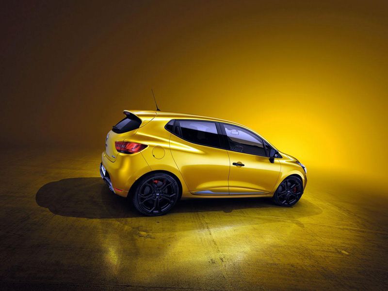 renault-clio-rs-200-2013