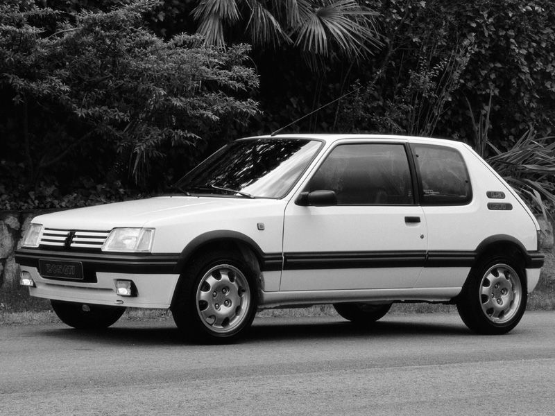 El Peugeot 205 cumple 30 años