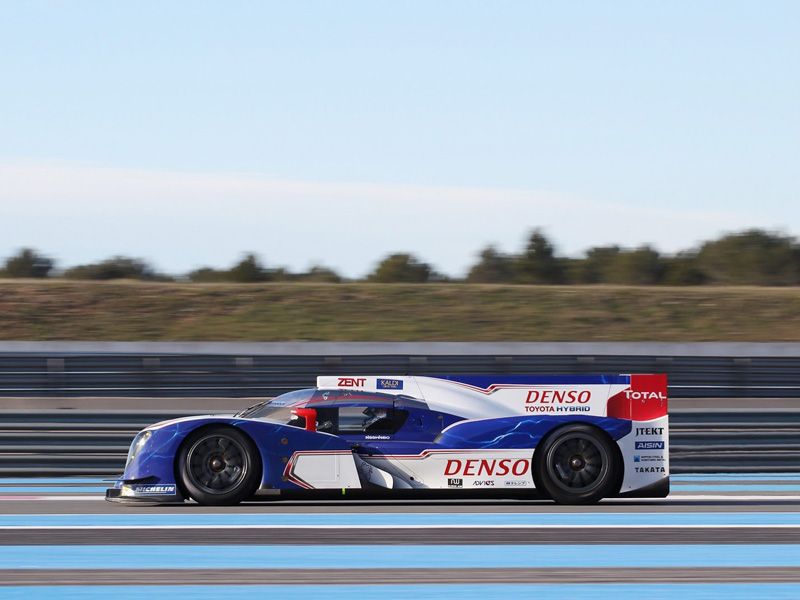 Toyota TS030 Hybrid, híbrido de carreras