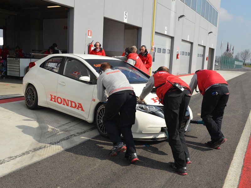Mundial de Turismos: Honda Civic WTCC 2013